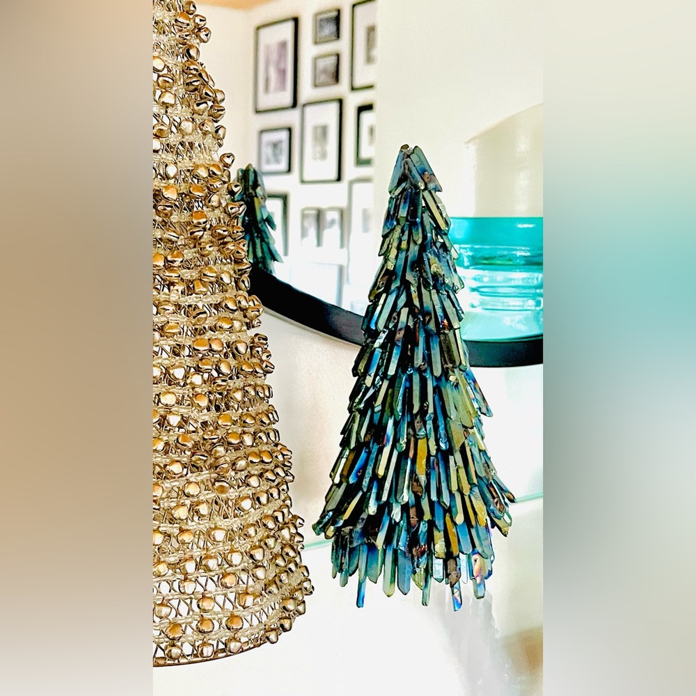 Titanium quartz holiday tree decor - Picture 7 of 10